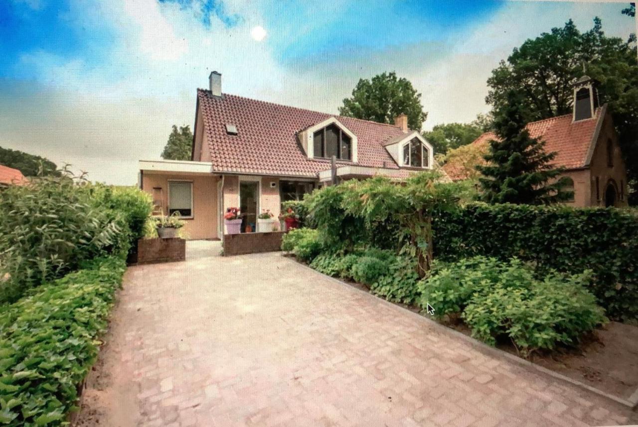 Holtingerhuys Uffelte- Giethoorn! Tegen Betaling Wellness!!! *