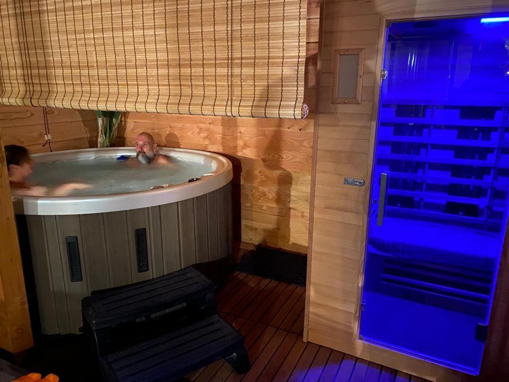 Holtingerhuys Uffelte- Giethoorn! Tegen Betaling Wellness!!!